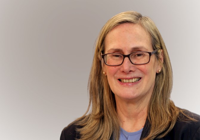 Headshot of Beatrice Hunt